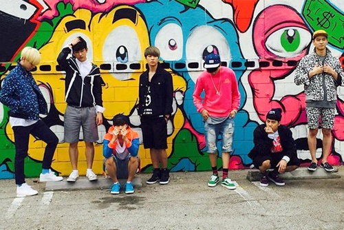 Chris Brown cam on nhom nhac Han tren mang xa hoi hinh anh