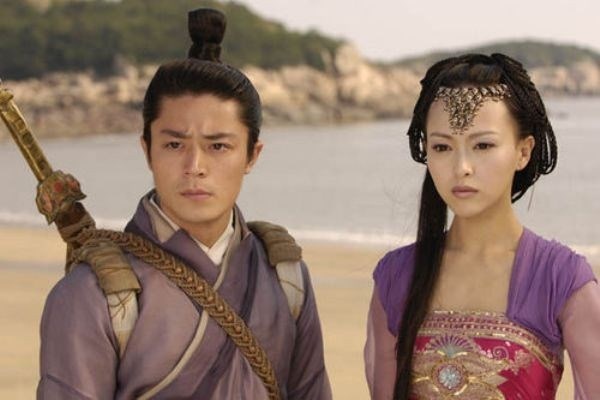 Đường Yên khá có duyên với mỹ nam Hoắc Kiến Hoa trên màn ảnh. Trong Tiên kiếm kỳ hiệp truyện 3, hai diễn viên này đem đến cho khán giả câu chuyện tình cảm động kéo dài nhiều kiếp giữa Trường Khanh và Tử Huyên.