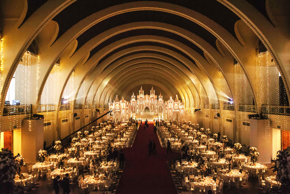 Khong gian le cuoi dep nhu mo cua Hieu Minh - Angelababy hinh anh