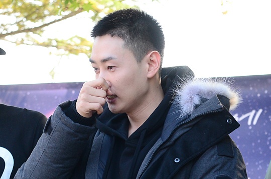 Eun Hyuk cua Super Junior roi nuoc mat ngay nhap ngu hinh anh