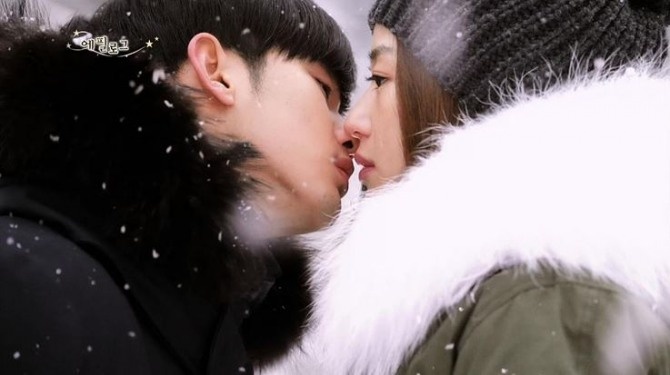 5 nguoi tinh man bac cua Kim Soo Hyun hinh anh