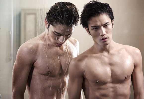 My nam chau A khoe co bung 6 mui hinh anh