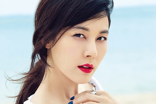 Sao 'Pham chat quy ong' ket hon hinh anh