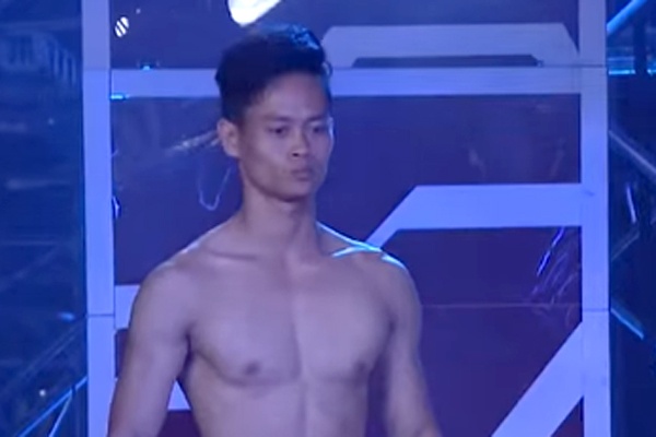 That bai day tiec nuoi cua HLV the hinh khep lai Sasuke hinh anh