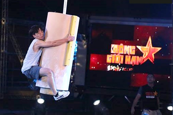 Sasuke mua 2 khoi dong ngay trong thang 11 hinh anh