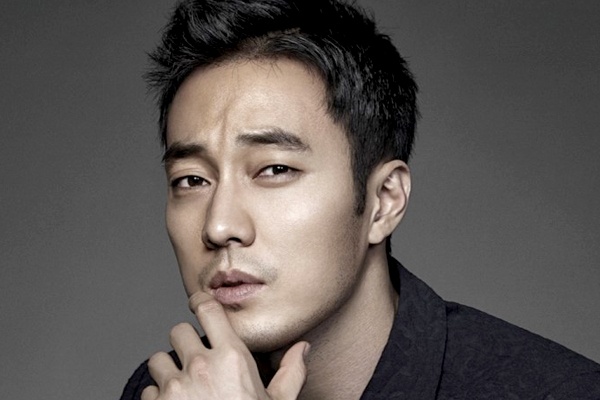 So Ji Sub duoc binh chon la 'bieu tuong nghiem tuc' hinh anh