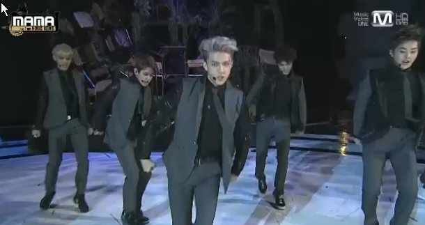 EXO - MAMA 2013 hinh anh