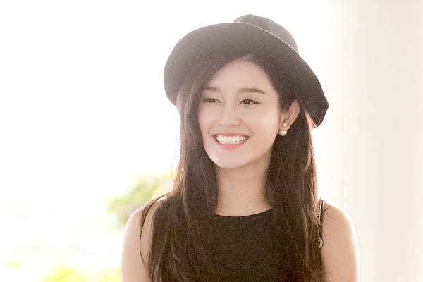 A hau Huyen My sang Myanmar ra mat phim hinh anh