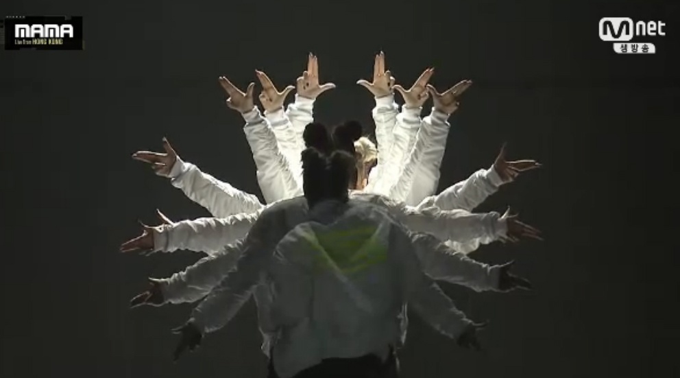 Big Bang bieu dien tai MAMA 2015 hinh anh