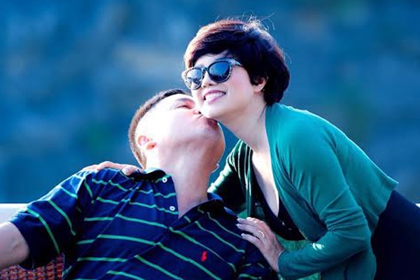 NSUT Chi Trung: '30 nam van chua tang nhan cuoi cho vo' hinh anh