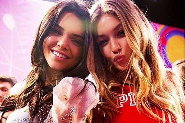 Thu nhap tu mang xa hoi cua sieu mau Victoria's Secret hinh anh