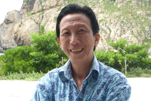 Nhac si 'Toc em duoi ga': 3 doi vo, 3 lan chia tay hinh anh