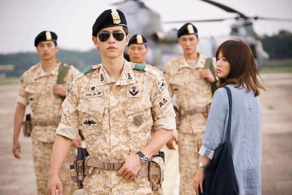 4 cap sao Han duoc khan gia man anh nho cho doi nhat 2016 hinh anh