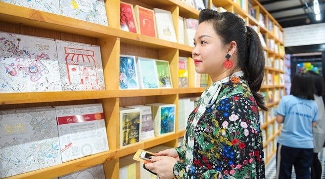 Muoi cua sach Tet hinh anh