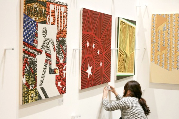 Phong trung bay nghe thuat ao: Xu huong moi cua Han Quoc hinh anh