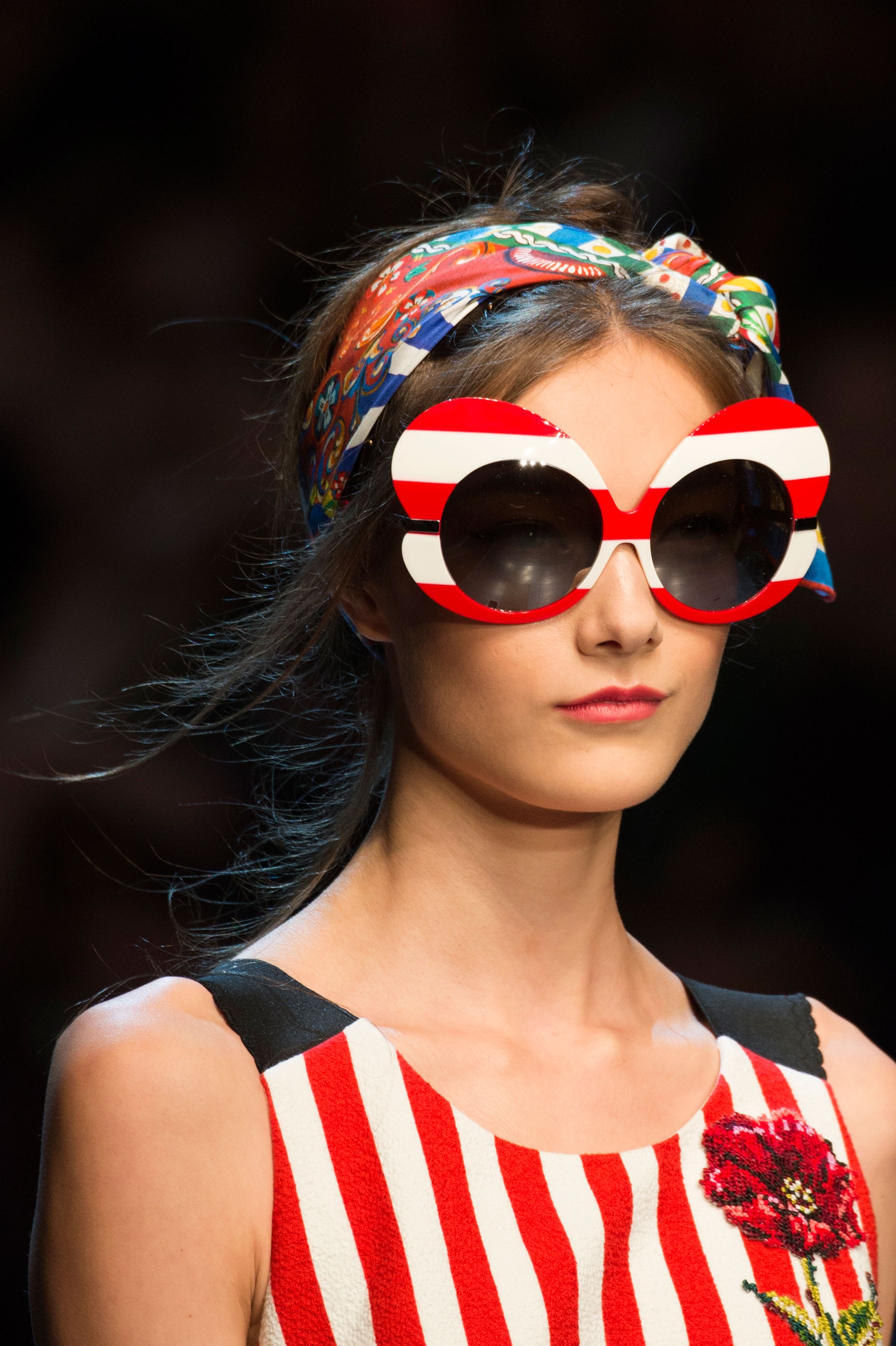 mat kinh doc dao anh 1