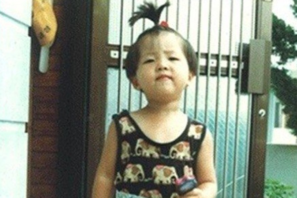 Anh thoi be cua dan sao 'Hau due mat troi' hinh anh