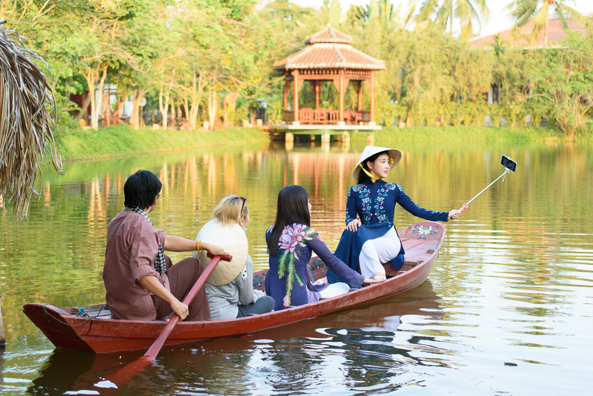 T-ara trinh dien ao dai anh 9