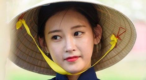 T-ara doi non la trinh dien ao dai o TP HCM hinh anh