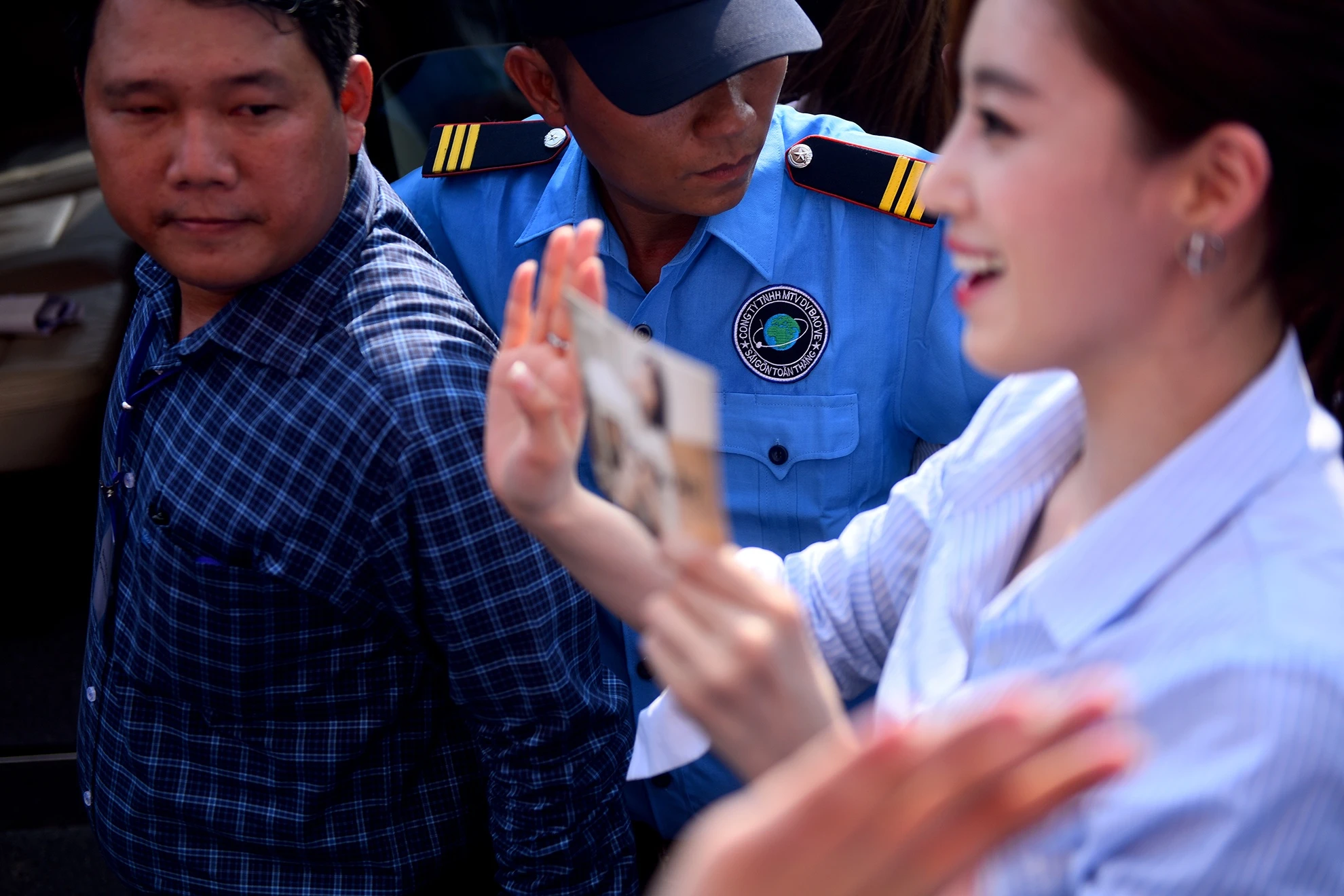 Fan T-ara gay tac nghen duong pho anh 9