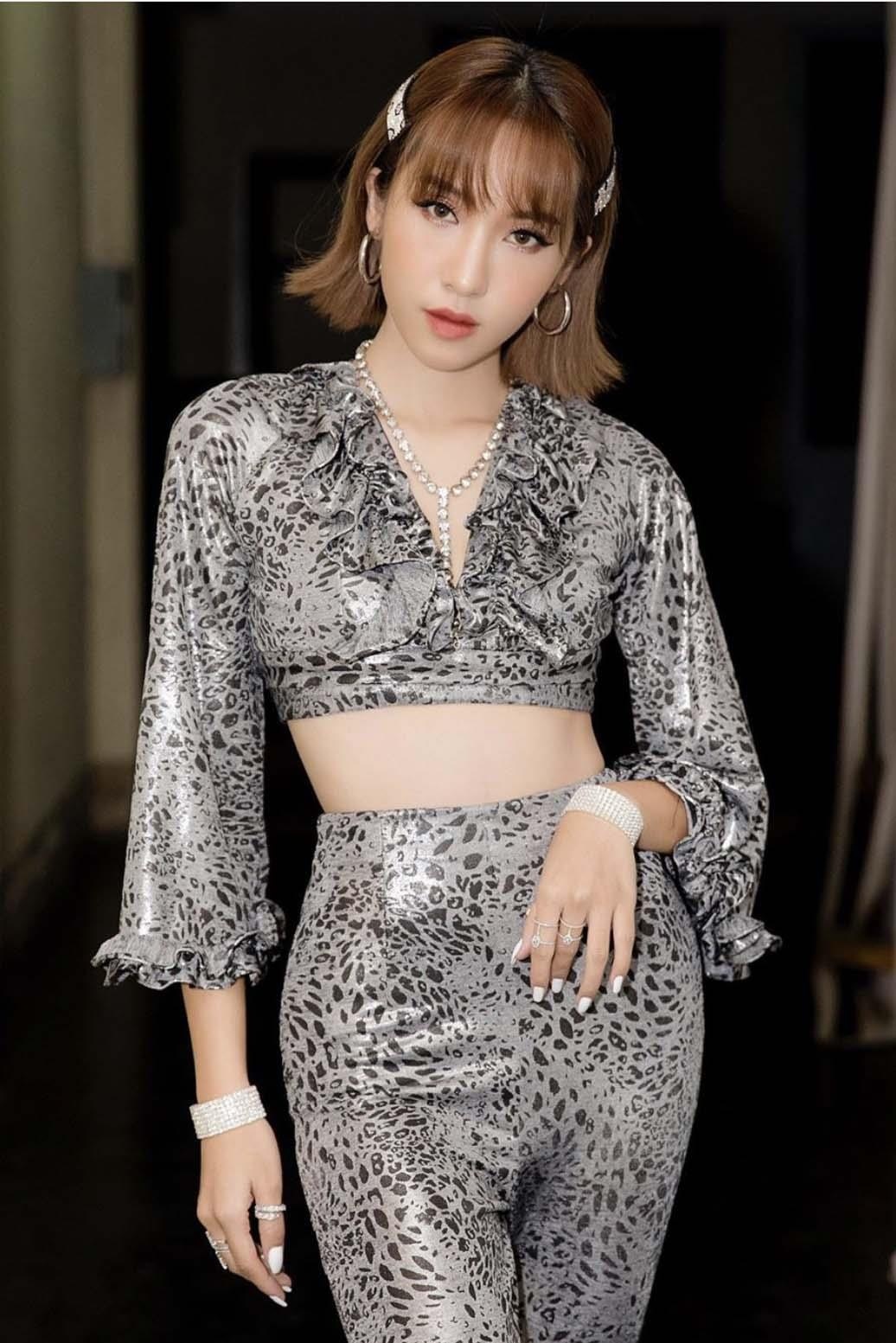 Phoi do chat nhu Emily anh 6