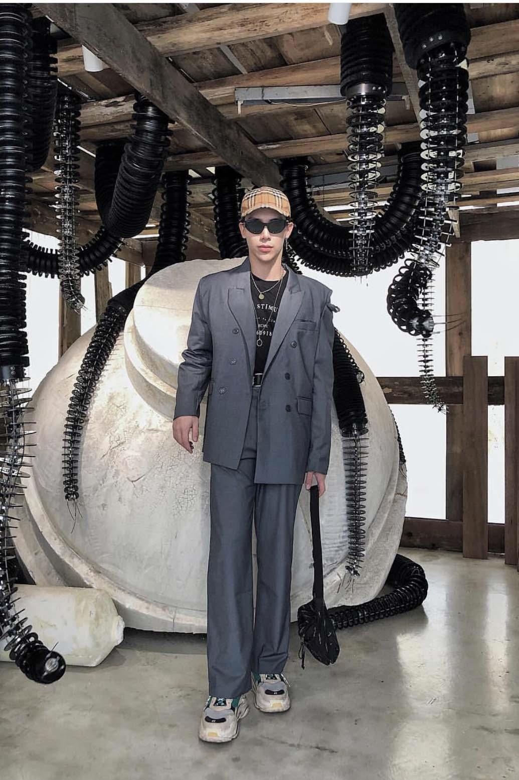 Thoi trang xa xi cua Erik anh 10