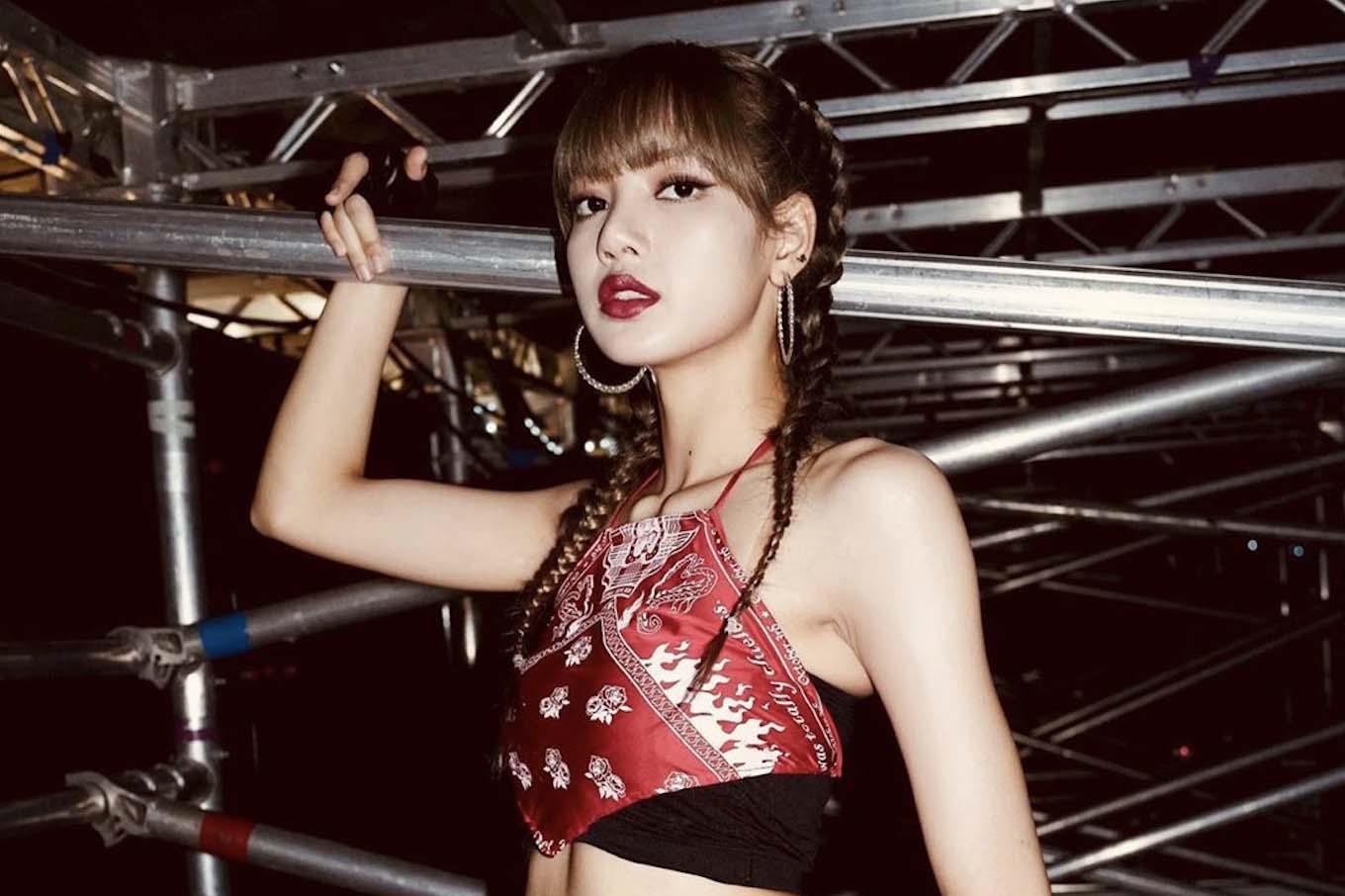 Trao luu mac ao lam tu khan lua goi cam nhu my nhan BlackPink hinh anh