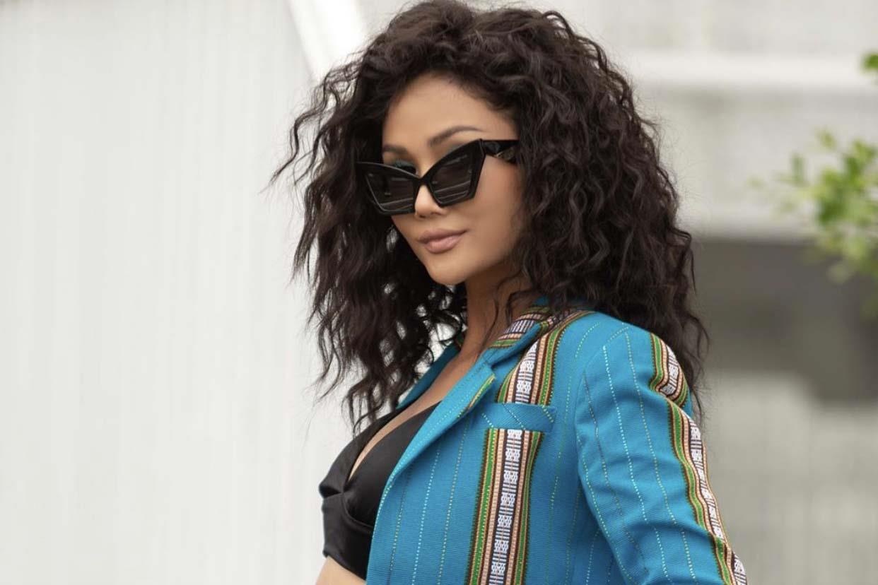 Hoa hau H'Hen Nie trong 'khong nhan ra' moi lan thay doi kieu toc hinh anh