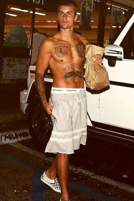 quan nam mac the nao cho dung anh 1