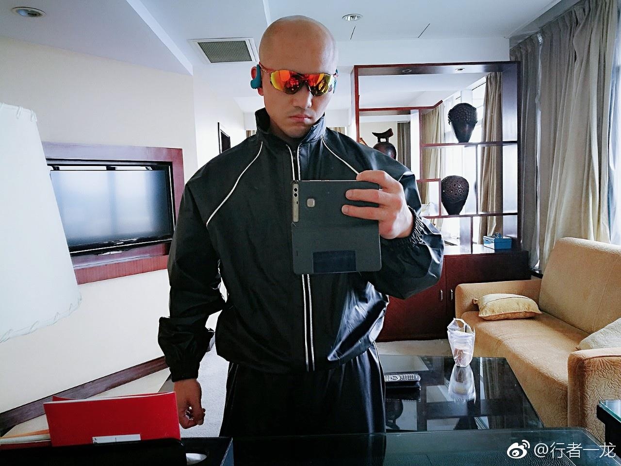 Nhat Long,  cuoc song vuong gia anh 5