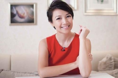 Hoa hau Hong Kong roi canh no nan, phai rao ban vuong mien hinh anh