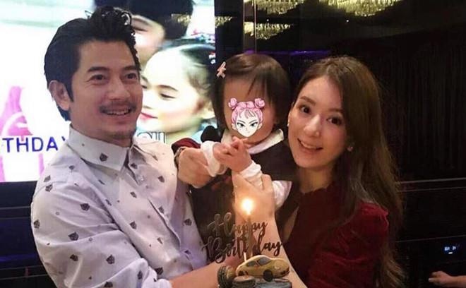 Quách Phú Thành đi chơi cùng vợ con ảnh 2 Quach Phu Thanh di choi cung vo con anh 2