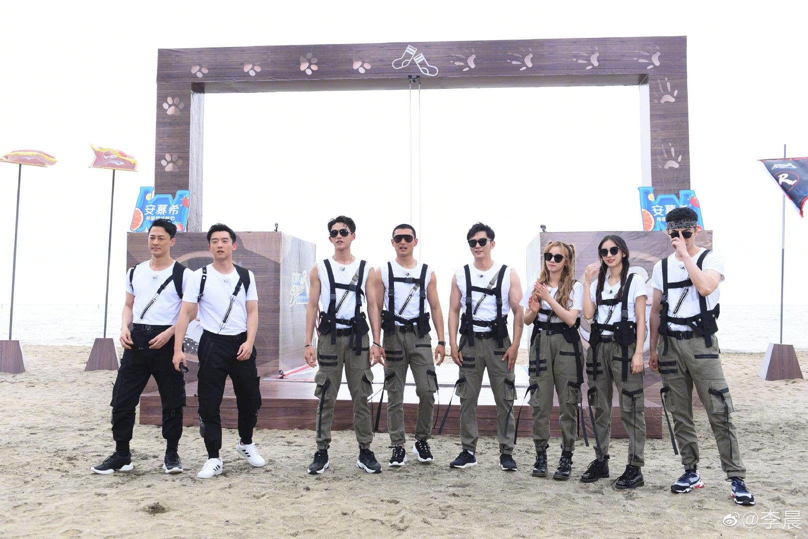 Lý Thần, Lý Thần quảng cáo ảnh 2 Ly Than, Ly Than quang cao anh 2