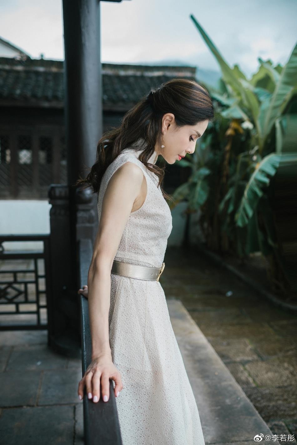 Ly Nhuoc Dong,  nhan sac cua Ly Nhuoc Dong anh 7