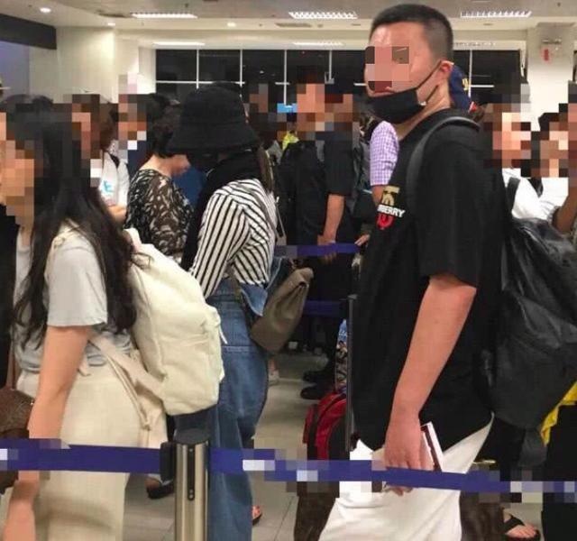 Triệu Lệ Dĩnh xuất hiện gầy gò ảnh 1 Trieu Le Dinh xuat hien gay go anh 1