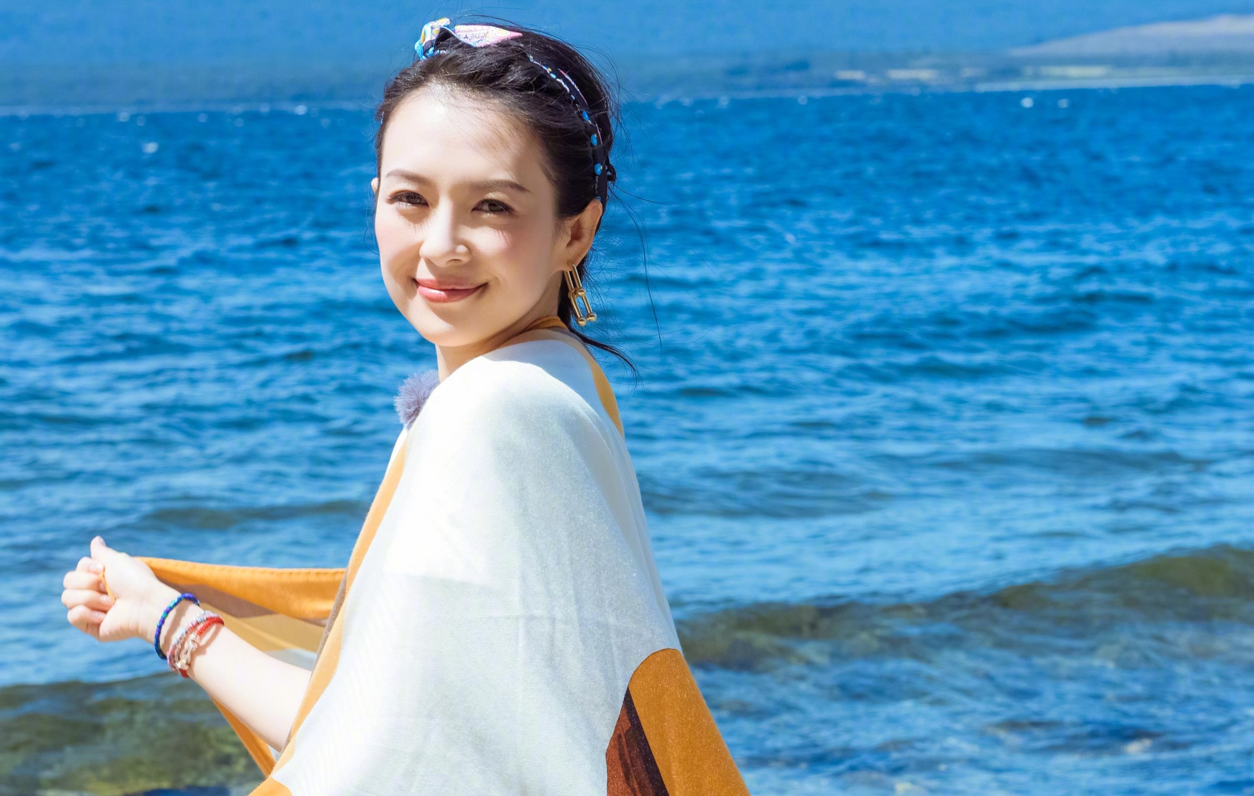 Chuong Tu Di lo bung lon, bi nghi mang thai lan 2 o tuoi 40 hinh anh