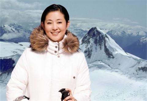 Nghê Bình già nua, gầy gò ở tuổi 60 ảnh 1 Nghe Binh gia nua, gay go o tuoi 60 anh 1