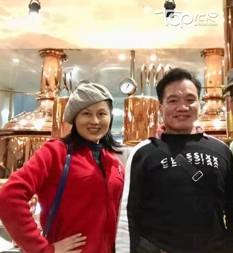 Nam dien vien Diep Van va ban gai anh 2