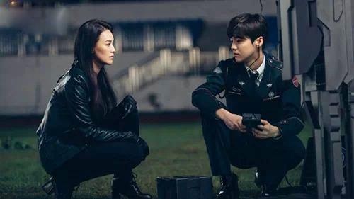 'Phao dai Thuong Hai' cua Thu Ky that bai e che, e-kip xin loi hinh anh