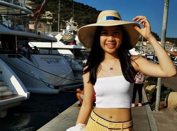 Con gai Chan Tu Dan so huu voc dang nhu nguoi mau o tuoi 15 hinh anh