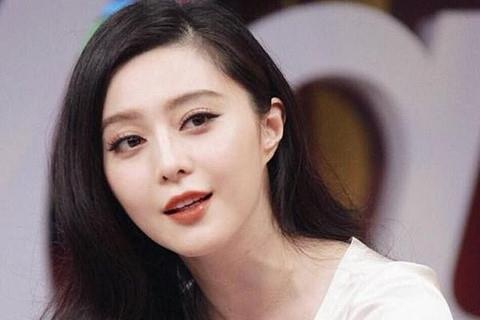 Pham Bang Bang ban ron lam viec sau thong tin bi mat sinh con hinh anh