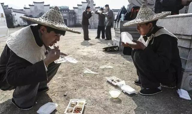 dien vien quan chung anh 4