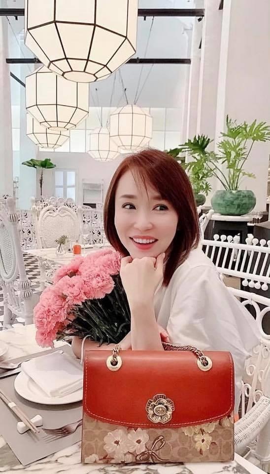 pham van phuong anh 14