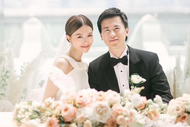 Sao 'Thien long bat bo' va chong dai gia chup anh cuoi ben vach nui hinh anh