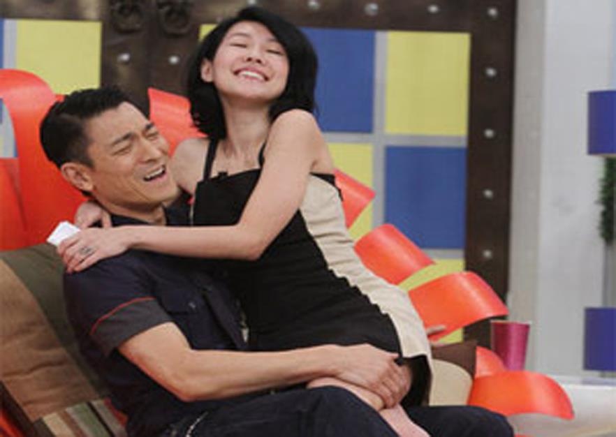 Nhung canh phan cam cua gioi nghe si tren song truyen hinh Trung Quoc hinh anh