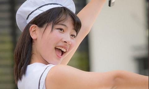 Vu sao nu 17 tuoi tu sat: Gia dinh bi kien nguoc hinh anh