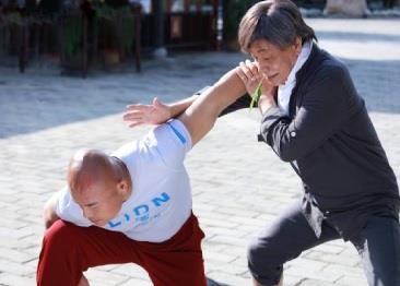 Phim moi cua 'ac nhan' Luong Tieu Long bi che tham hoa hinh anh