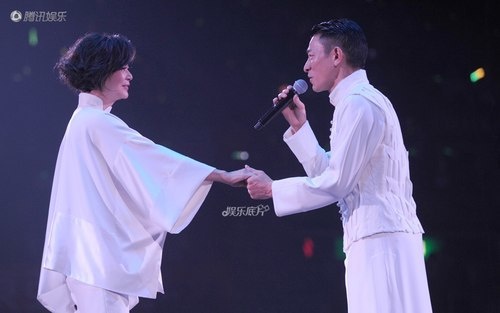 Nhung cuoc hoi ngo cua sao Hoa ngu anh 11