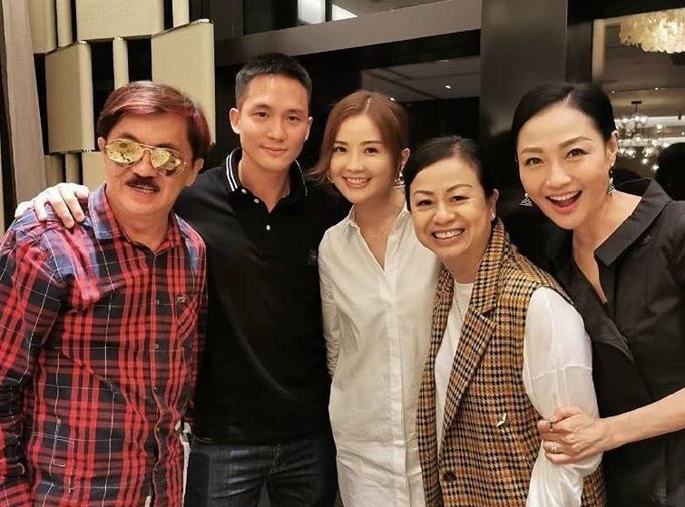 Thai Trac Nghien dua ty phu song bac ve ra mat gia dinh hinh anh