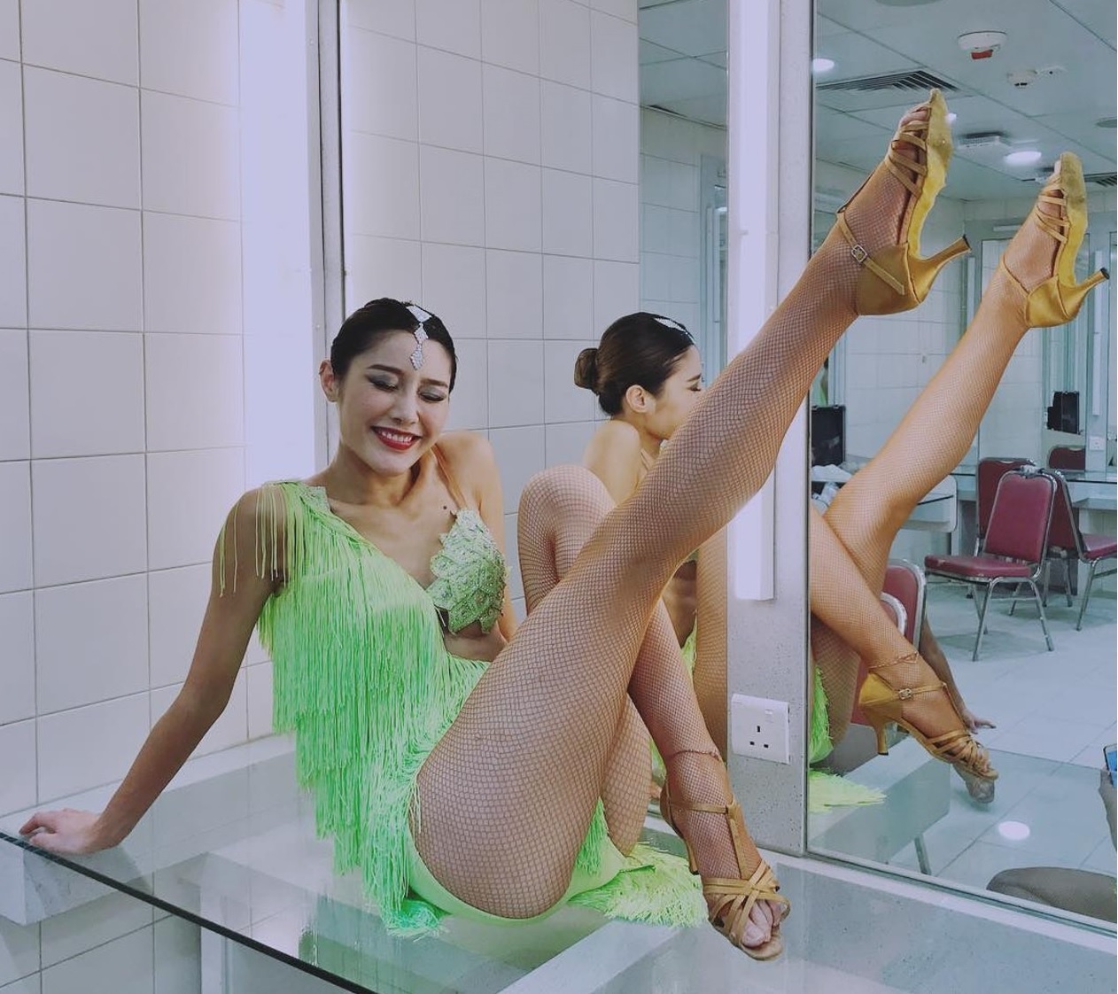 Sao nu ban dam anh 6